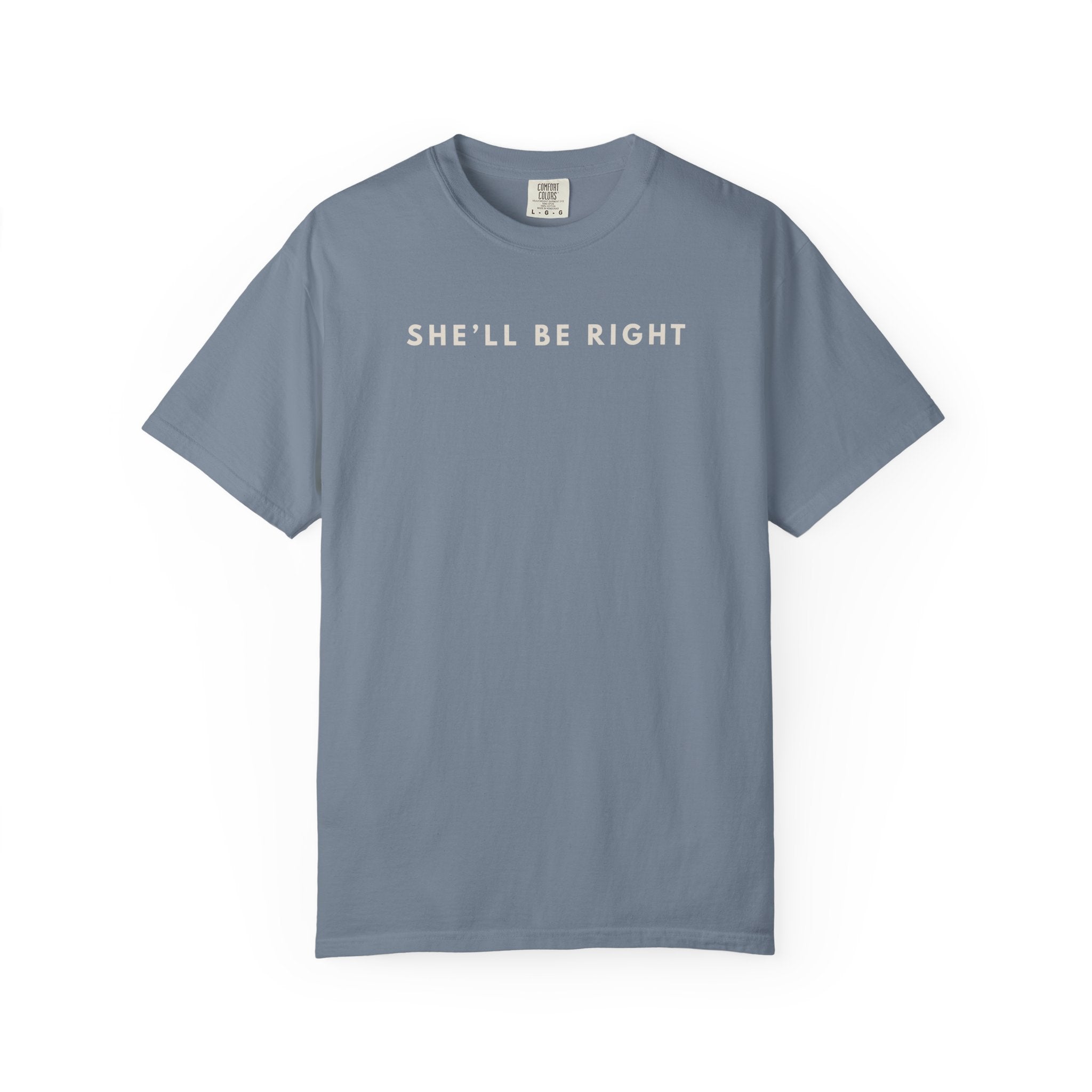 she'll be right graphic tee in blue jean